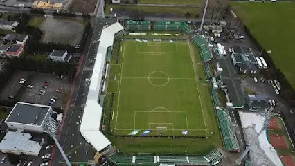Stadion Miejski w Grodzisku Wielkopolskim (z zabytkową trybuną)